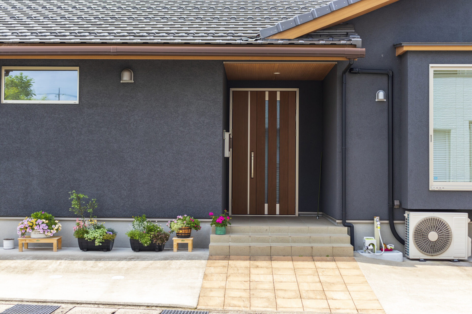 平屋の玄関はどんなものが良い？平屋を建てる方必見！