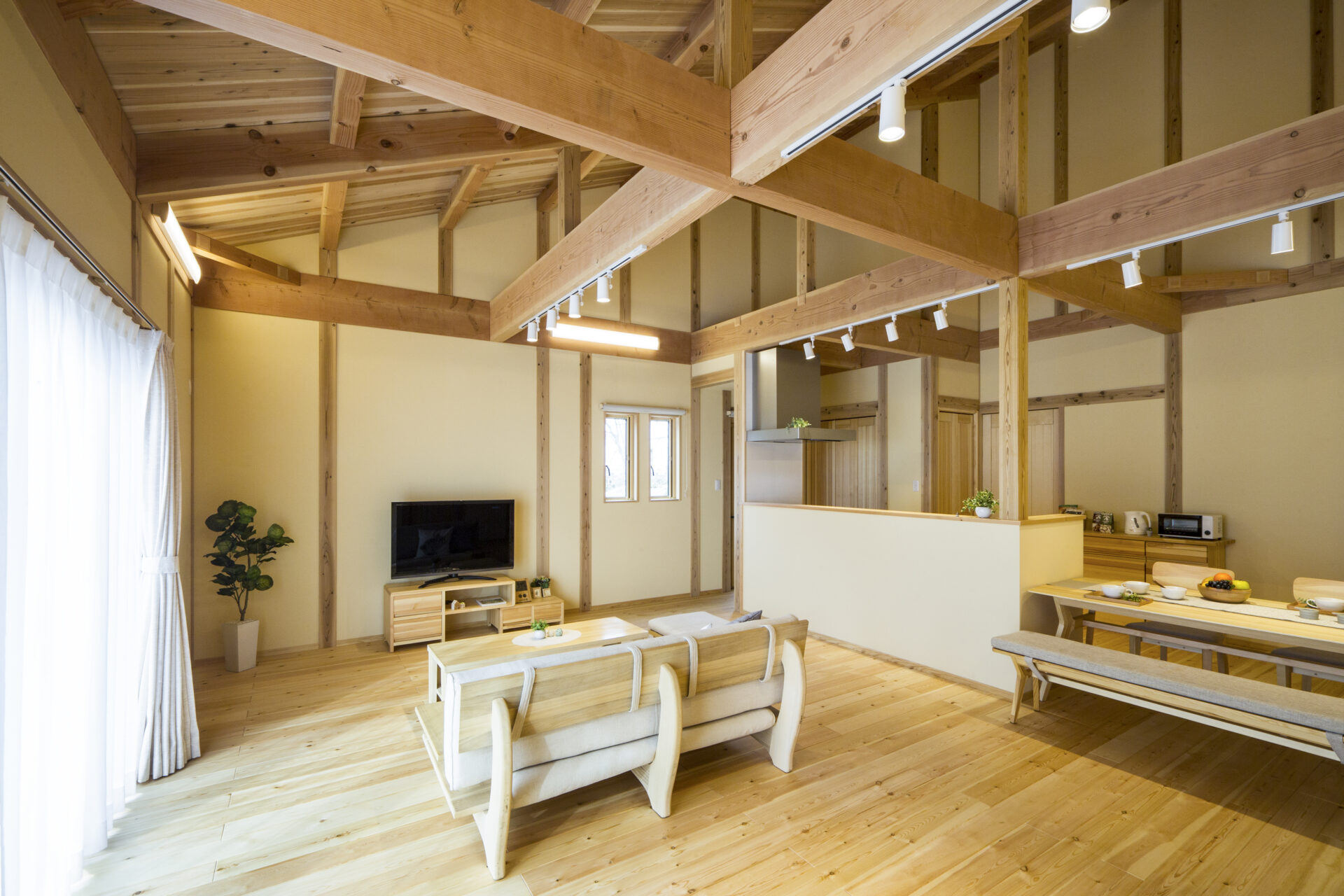 家族をつなぐ回遊動線が心地よい理想の平屋