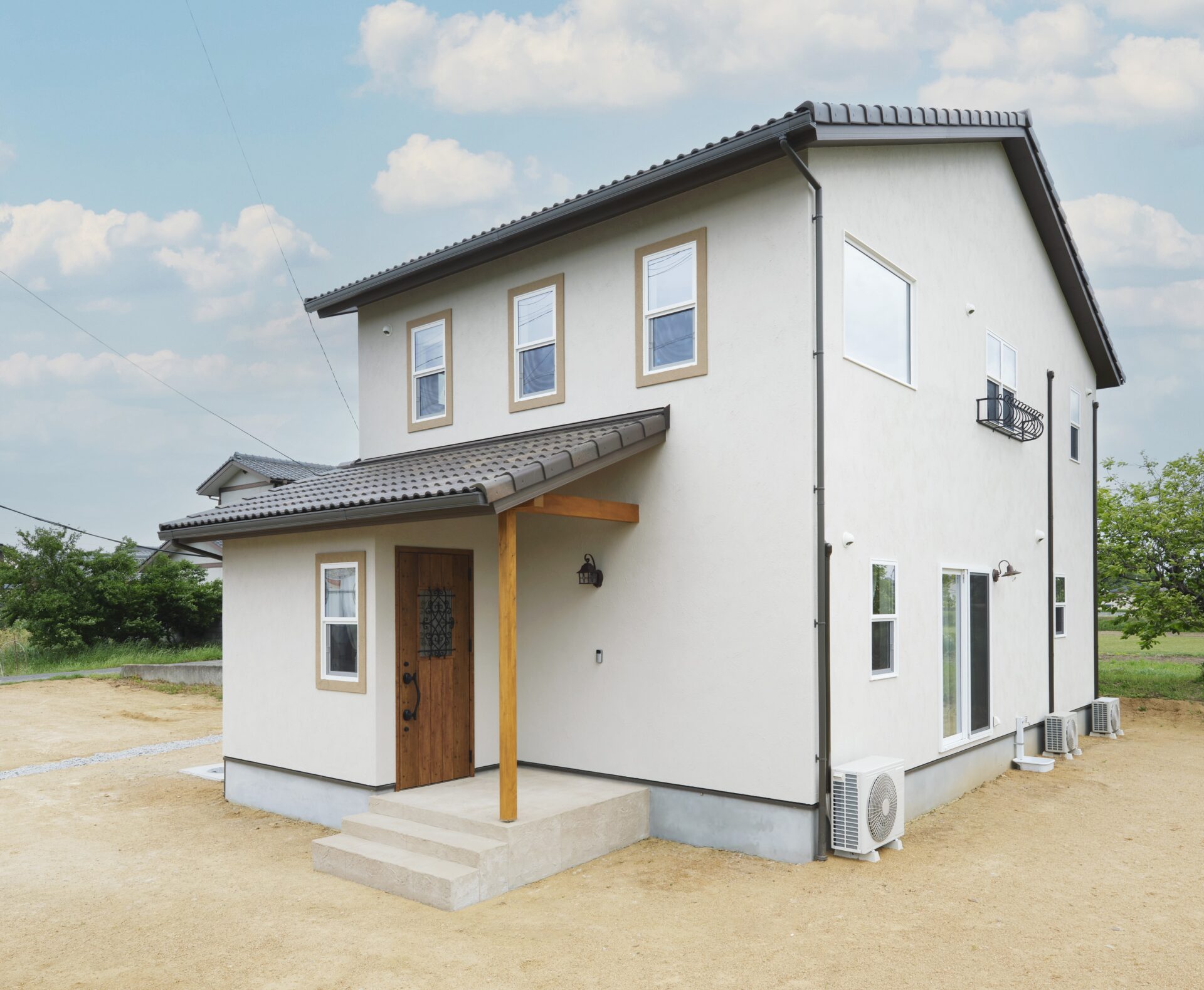 吹き抜け×白い無垢床のときめくお家