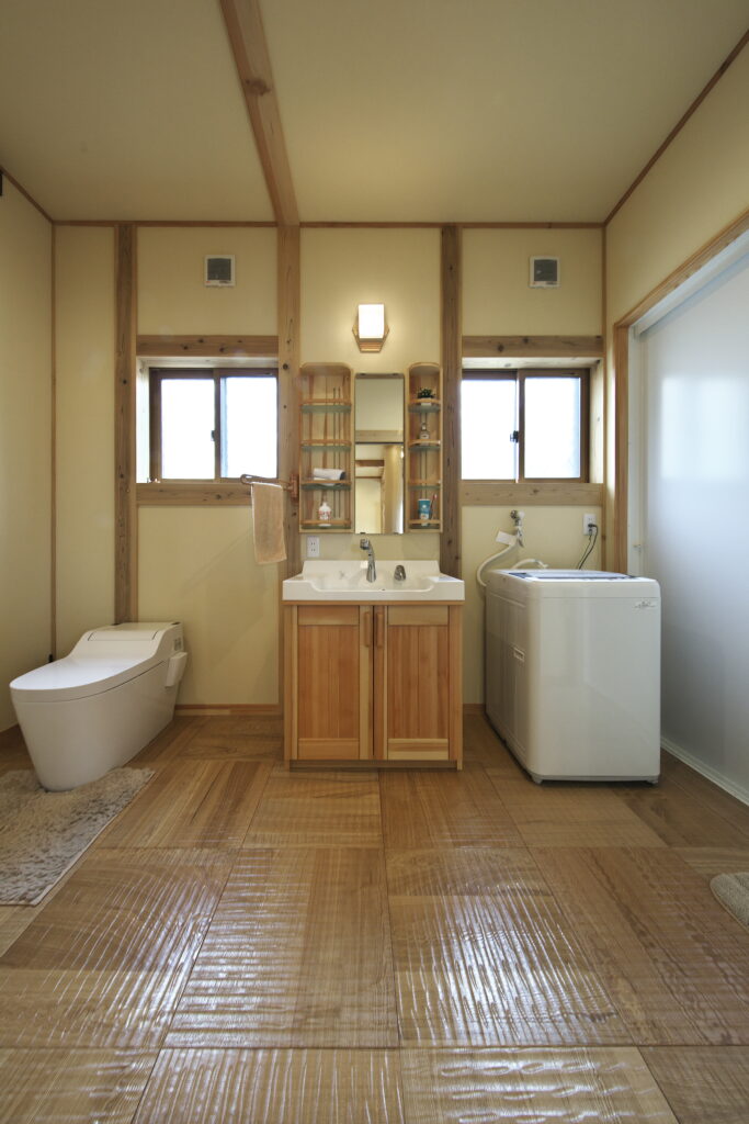 木をたくさん使った開放的な和モダンな家